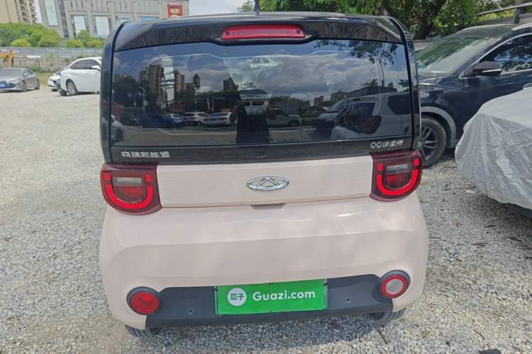 Used Chery QQ Ice Cream 2022 170km Sundae Phosphate Lithium-Ion Rear