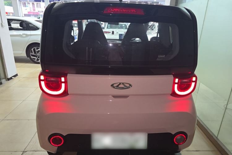 Used Chery QQ Ice Cream 2022 120km Conical Shape Lithium Iron Phosphate Rear