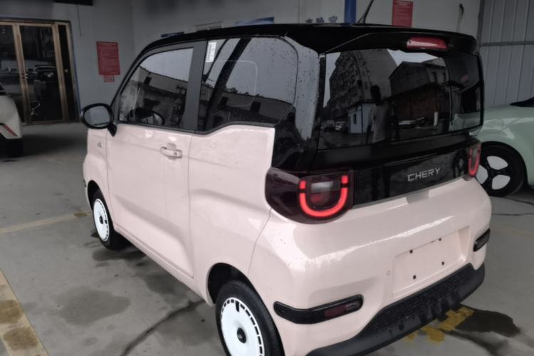 Used Chery QQ Ice Cream 2022 170km Sundae Phosphate Lithium-Ion Rear Left 45 Deg