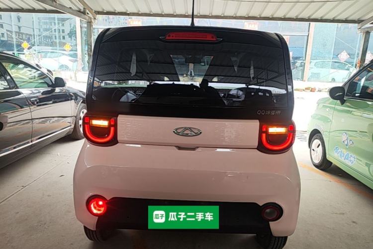 Used Chery QQ Ice Cream 2022 170km Sundae Phosphate Lithium-Ion Rear