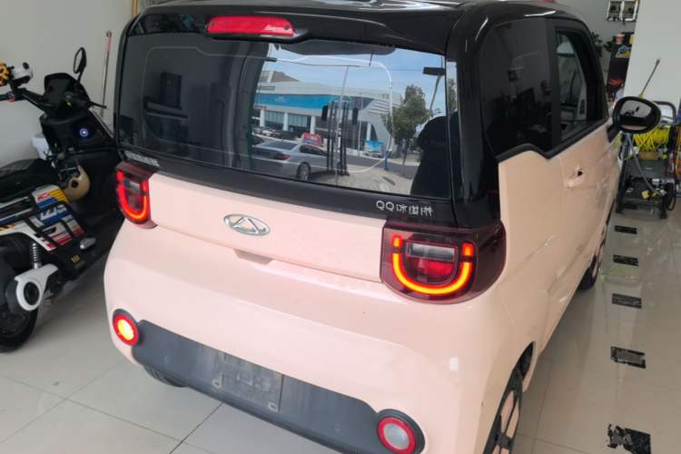 Used Chery QQ Ice Cream 2022 170km Sundae Phosphate Lithium-Ion Rear Right 45 Deg