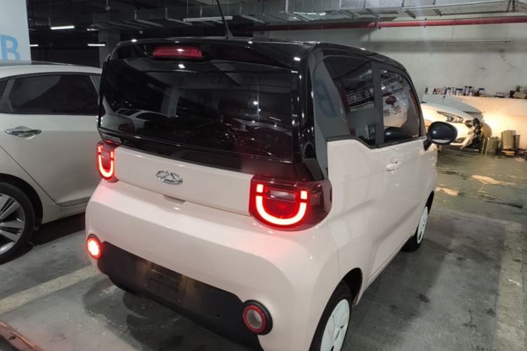 Used Chery QQ Ice Cream 2022 170km Sundae Phosphate Lithium-Ion Rear Right 45 Deg