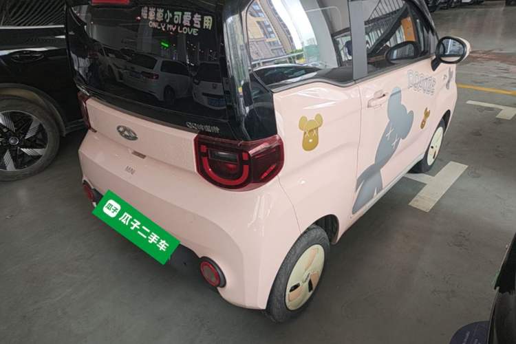 Used Chery QQ Ice Cream 2022 170km Sundae Phosphate Lithium-Ion Rear Right 45 Deg
