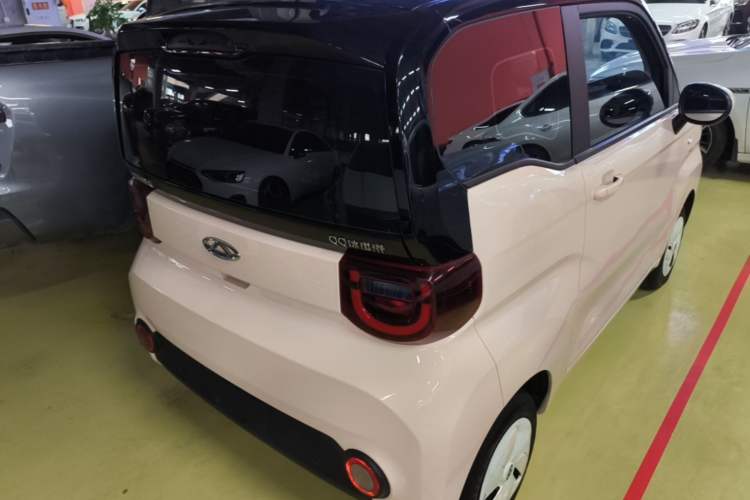 Used Chery QQ Ice Cream 2022 170km Sundae Phosphate Lithium-Ion Rear Right 45 Deg