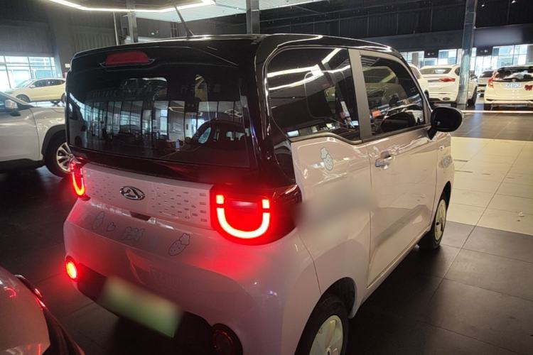Used Chery QQ Ice Cream 2022 120km Conical Shape Lithium Iron Phosphate Rear Right 45 Deg