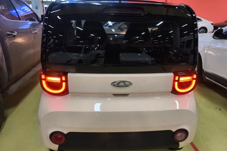 Used Chery QQ Ice Cream 2022 170km Sundae Phosphate Lithium-Ion Rear