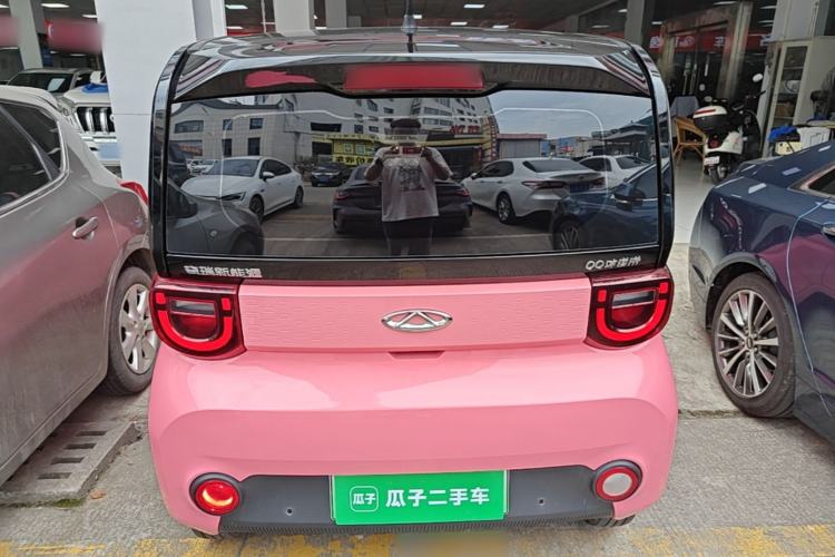 Used Chery QQ Ice Cream 2022 170km Sundae Phosphate Lithium-Ion Rear