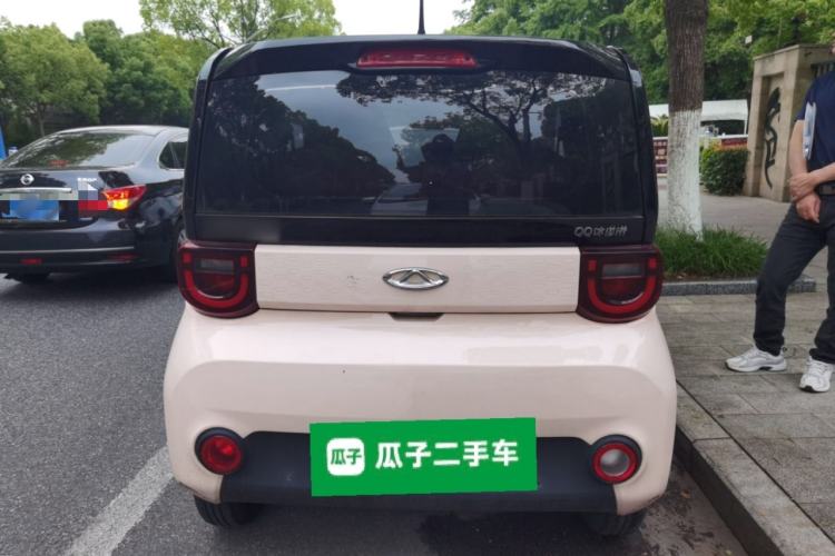 Used Chery QQ Ice Cream 2022 170km Sundae Phosphate Lithium-Ion Rear