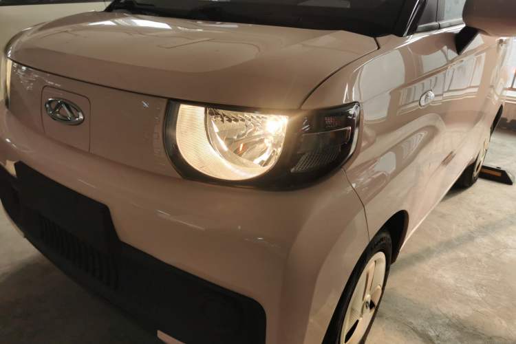 Used Chery QQ Ice Cream 2022 120km Milkshake Phosphate Lithium-Iron Left Front Headlight