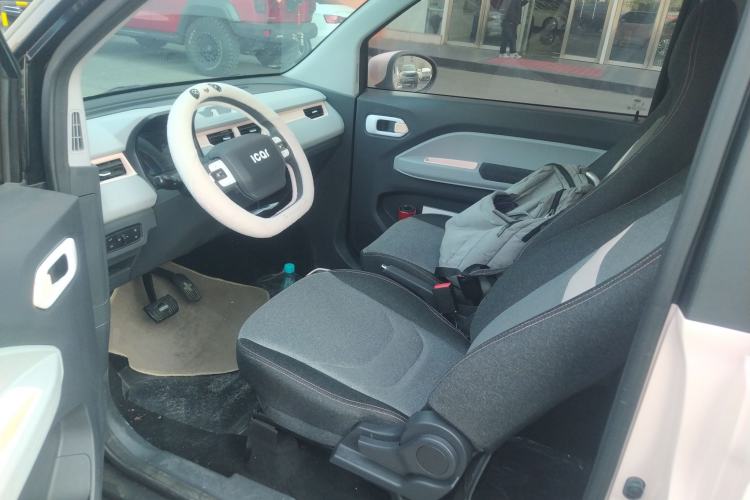 Used Chery QQ Ice Cream 2022 170km Sundae Phosphate Lithium-Ion Left Front Seat