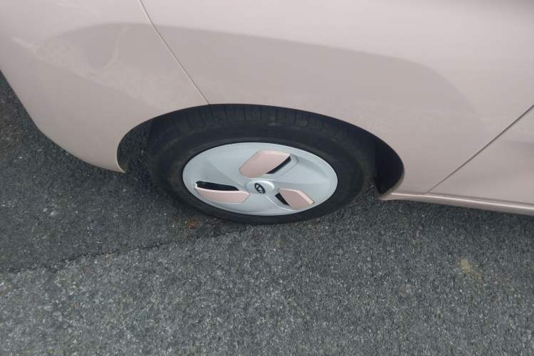 Used Chery QQ Ice Cream 2022 170km Sundae Phosphate Lithium-Ion Left Front Wheel Hub