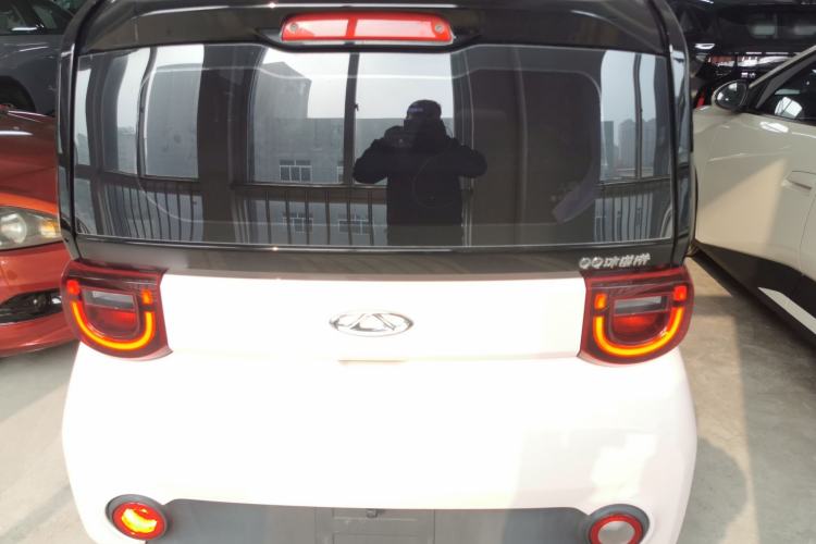 Used Chery QQ Ice Cream 2022 120km Milkshake Phosphate Lithium-Iron Rear