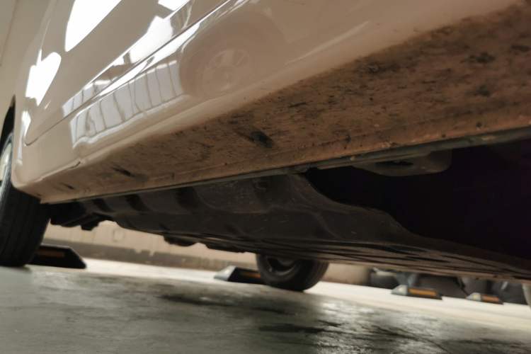 Used Chery QQ Ice Cream 2022 120km Milkshake Phosphate Lithium-Iron Right Side Sill