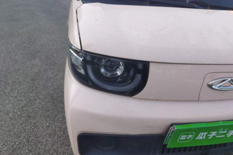 Used Chery QQ Ice Cream 2022 170km Sundae Phosphate Lithium-Ion Right Front Headlight