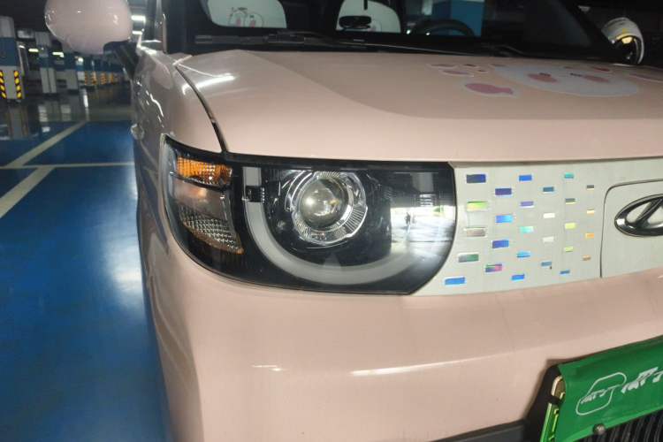 Used Chery QQ Ice Cream 2022 170km Sundae Ternary Lithium Right Front Headlight