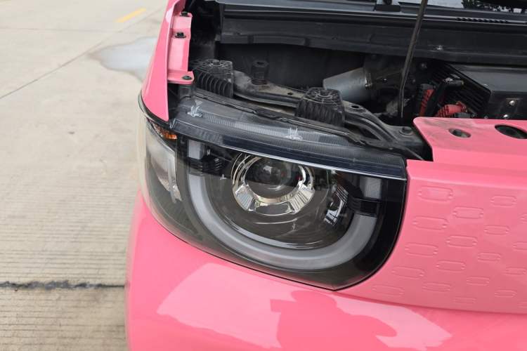 Used Chery QQ Ice Cream 2022 120km Conical Shape Lithium Iron Phosphate Right Front Headlight