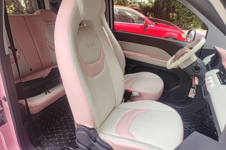 Used Chery QQ Ice Cream 2022 Taohuanxi Sweet Peach Edition Right Front Seat