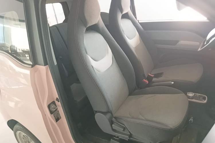 Used Chery QQ Ice Cream 2022 170km Sundae Ternary Lithium Right Front Seat