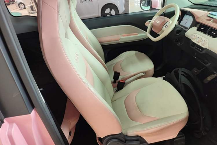 Used Chery QQ Ice Cream 2022 Taohuanxi Sweet Peach Edition Right Front Seat