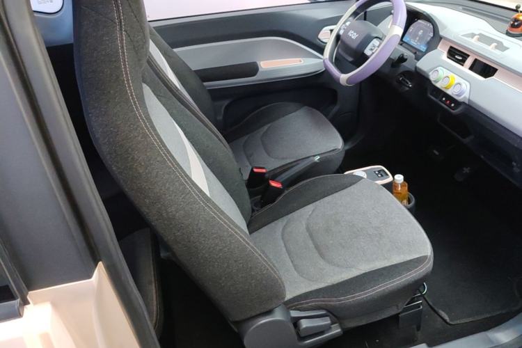 Used Chery QQ Ice Cream 2022 170km Sundae Phosphate Lithium-Ion Right Front Seat