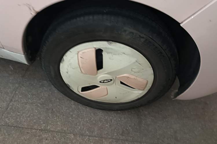 Used Chery QQ Ice Cream 2022 170km Sundae Phosphate Lithium-Ion Right Front Wheel Hub
