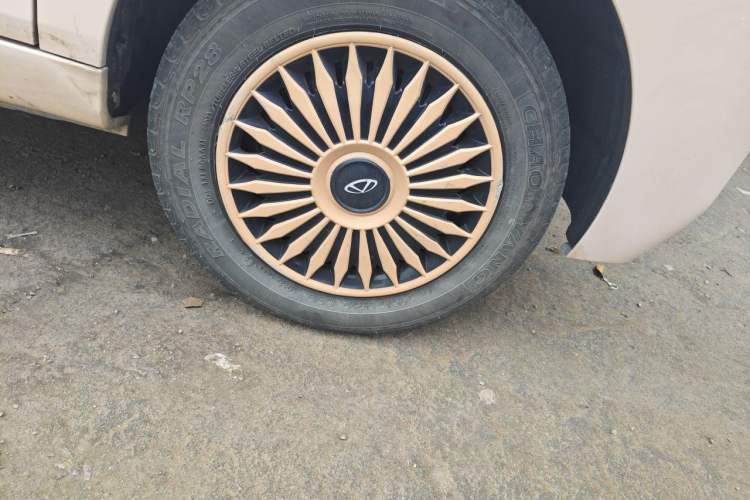 Used Chery QQ Ice Cream 2022 120km Conical Shape Lithium Iron Phosphate Right Front Wheel Hub