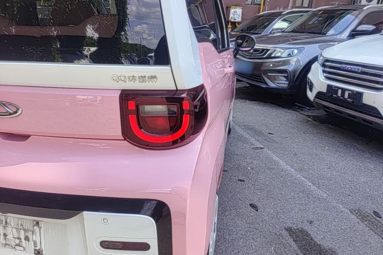 Used Chery QQ Ice Cream 2022 Taohuanxi Sweet Peach Edition Right Rear Taillight
