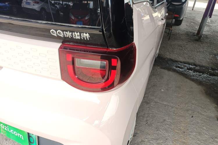 Used Chery QQ Ice Cream 2022 170km Sundae Phosphate Lithium-Ion Right Rear Taillight