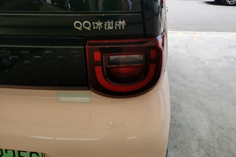 Used Chery QQ Ice Cream 2022 170km Sundae Phosphate Lithium-Ion Right Rear Taillight