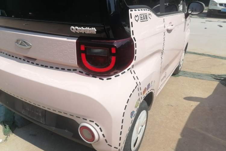 Used Chery QQ Ice Cream 2022 170km Sundae Phosphate Lithium-Ion Right Rear Taillight