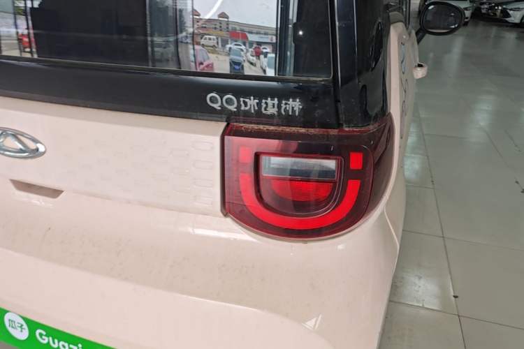 Used Chery QQ Ice Cream 2022 170km Sundae Phosphate Lithium-Ion Right Rear Taillight