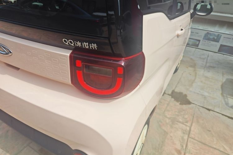 Used Chery QQ Ice Cream 2022 120km Conical Shape Lithium Iron Phosphate Right Rear Taillight