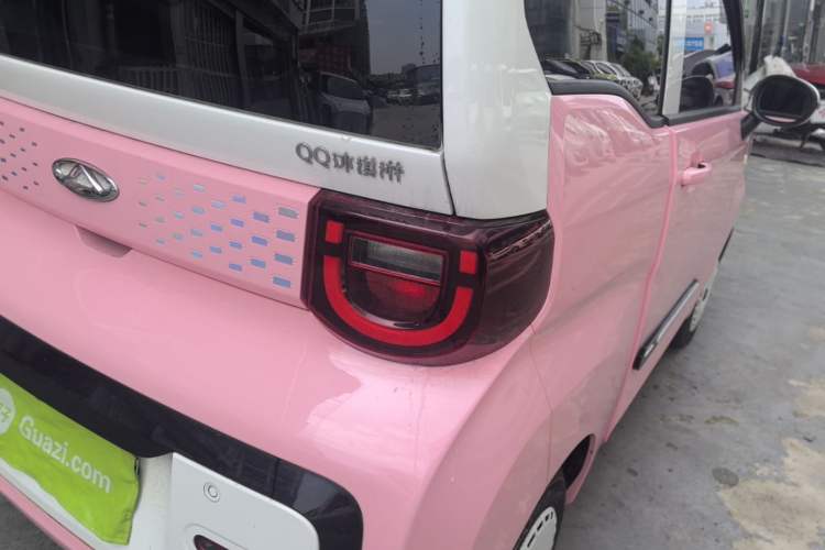 Used Chery QQ Ice Cream 2022 Taohuanxi Sweet Peach Edition Right Rear Taillight