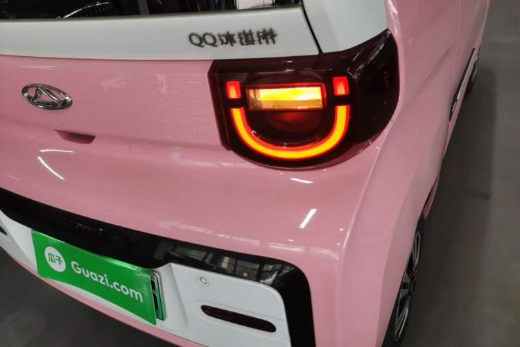 Used Chery QQ Ice Cream 2022 Taohuanxi Sweet Peach Edition Right Rear Taillight