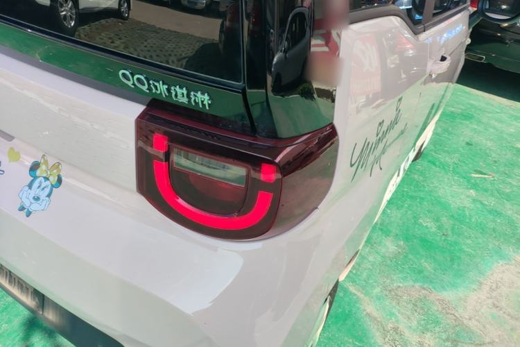Used Chery QQ Ice Cream 2022 170km Sundae Phosphate Lithium-Ion Right Rear Taillight