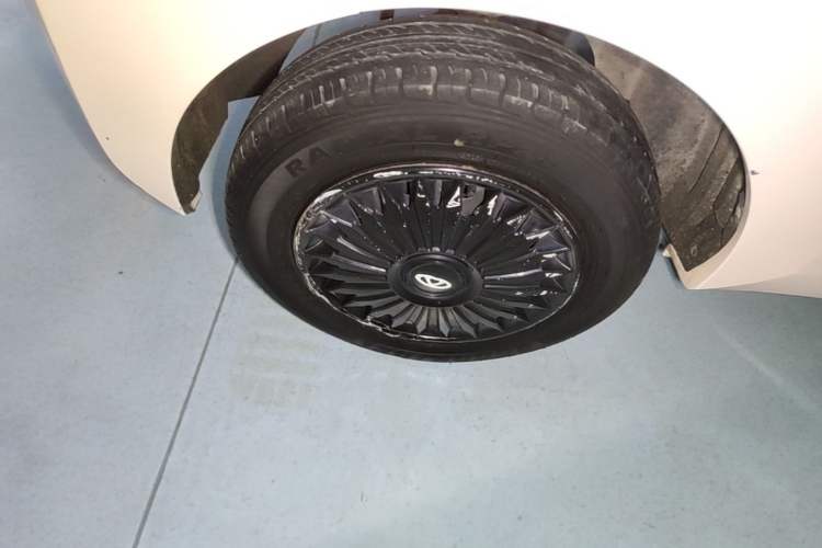 Used Chery QQ Ice Cream 2022 170km Sundae Ternary Lithium Right Rear Wheel Hub