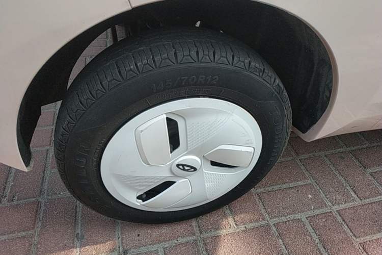 Used Chery QQ Ice Cream 2022 170km Sundae Phosphate Lithium-Ion Right Rear Wheel Hub