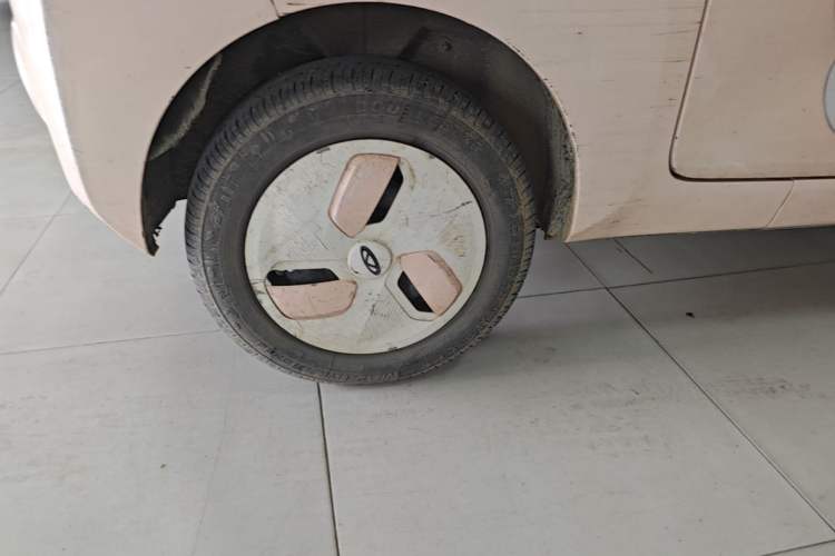 Used Chery QQ Ice Cream 2022 170km Sundae Phosphate Lithium-Ion Right Rear Wheel Hub