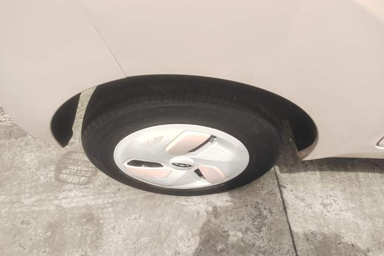 Used Chery QQ Ice Cream 2022 170km Sundae Ternary Lithium Right Rear Wheel Hub