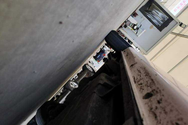 Used Chery QQ Ice Cream 2022 170km Sundae Phosphate Lithium-Ion Right Side Sill