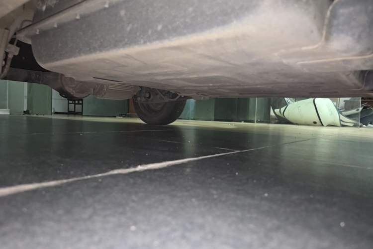 Used Chery QQ Ice Cream 2022 120km Conical Shape Lithium Iron Phosphate Right Side Sill