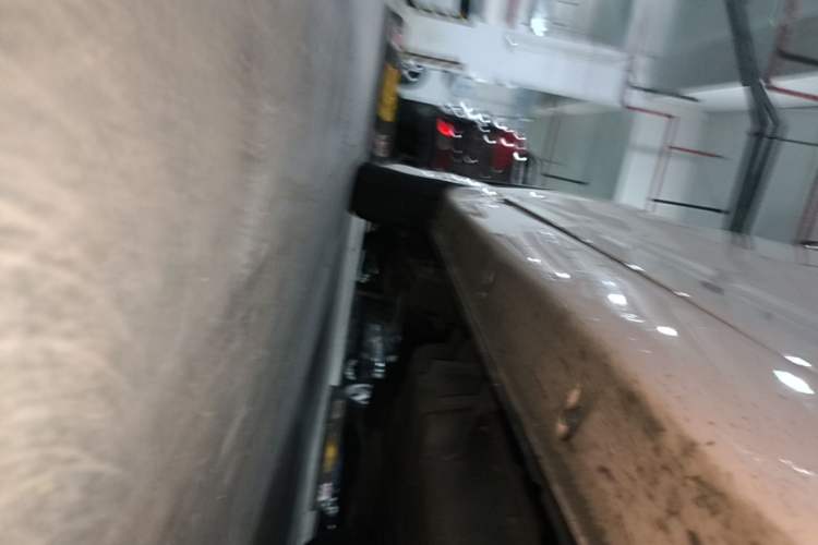 Used Chery QQ Ice Cream 2022 170km Sundae Phosphate Lithium-Ion Right Side Sill