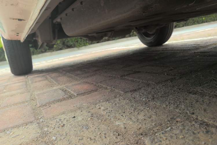 Used Chery QQ Ice Cream 2022 120km Conical Shape Lithium Iron Phosphate Right Side Sill