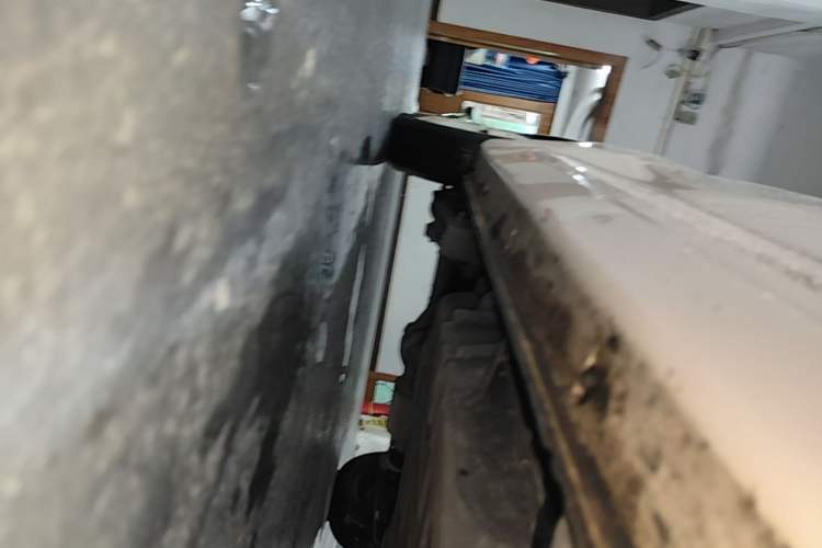Used Chery QQ Ice Cream 2022 170km Sundae Phosphate Lithium-Ion Right Side Sill