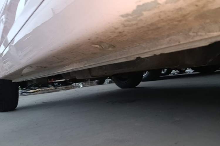 Used Chery QQ Ice Cream 2022 170km Sundae Phosphate Lithium-Ion Right Side Sill