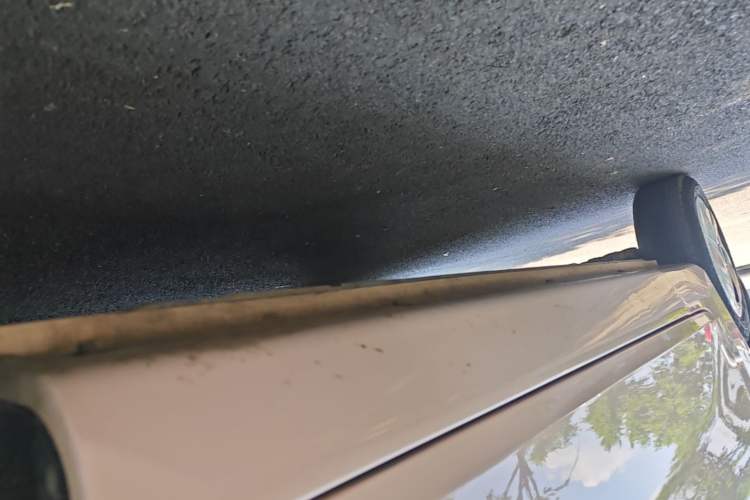 Used Chery QQ Ice Cream 2022 120km Milkshake Phosphate Lithium-Iron Right Side Sill