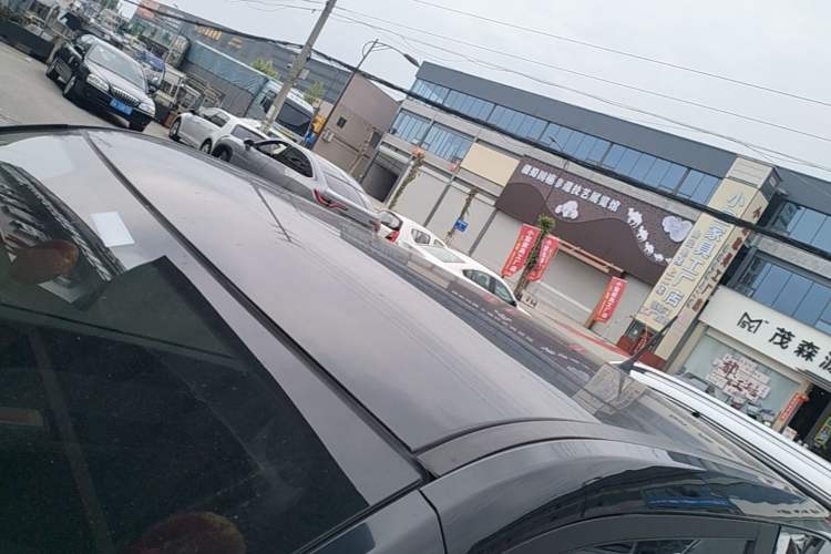 Used Chery QQ Ice Cream 2022 120km Conical Shape Lithium Iron Phosphate Roof