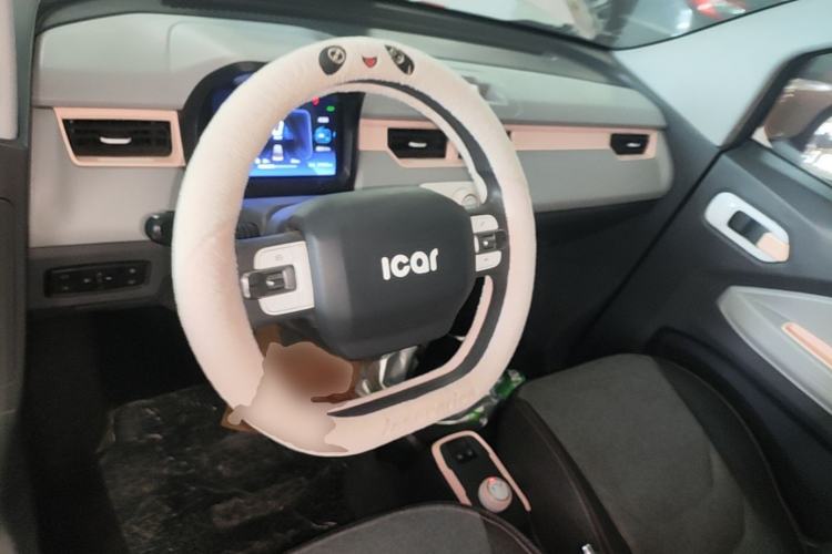 Used Chery QQ Ice Cream 2022 170km Sundae Phosphate Lithium-Ion Steering Wheel