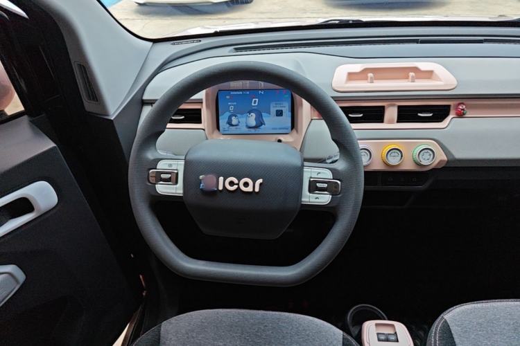 Used Chery QQ Ice Cream 2022 170km Sundae Phosphate Lithium-Ion Steering Wheel