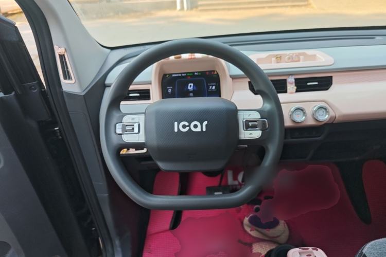 Used Chery QQ Ice Cream 2022 170km Sundae Phosphate Lithium-Ion Steering Wheel